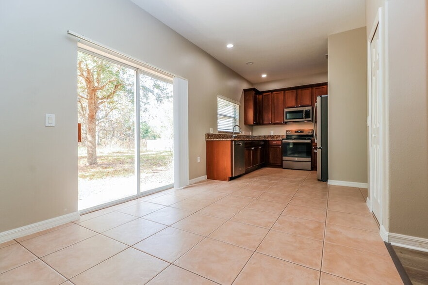 Building Photo - 4023 Braemere Dr