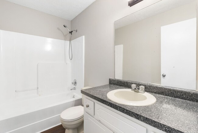 Building Photo - 203 Quail Ridge Rd