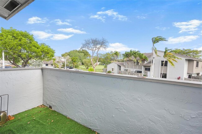 Building Photo - 10707 SW 113th Pl