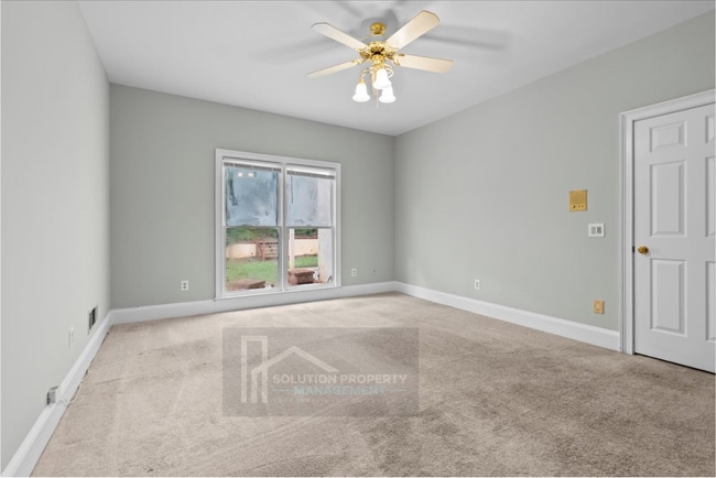 Building Photo - 200 River Bluff Pkwy