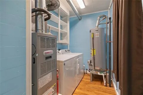 Building Photo - 239 St George Ave