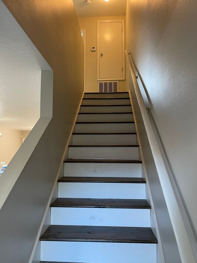 Building Photo - 1829 Shay Lin Ct