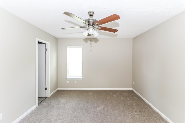 Building Photo - 4344 Castle Heights Dr