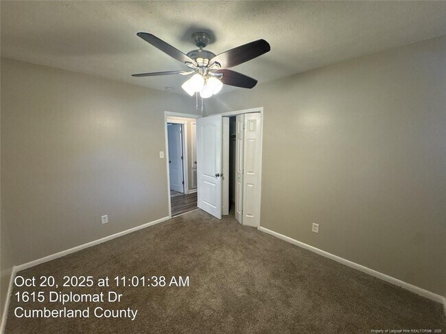 Building Photo - 1615 Diplomat Dr