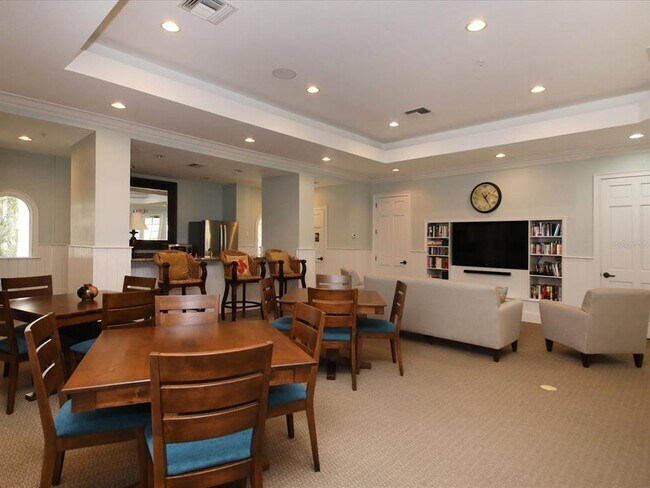 Building Photo - 5551 Bentgrass Dr