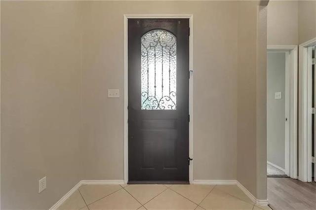 Building Photo - 914 Mangrove Dr