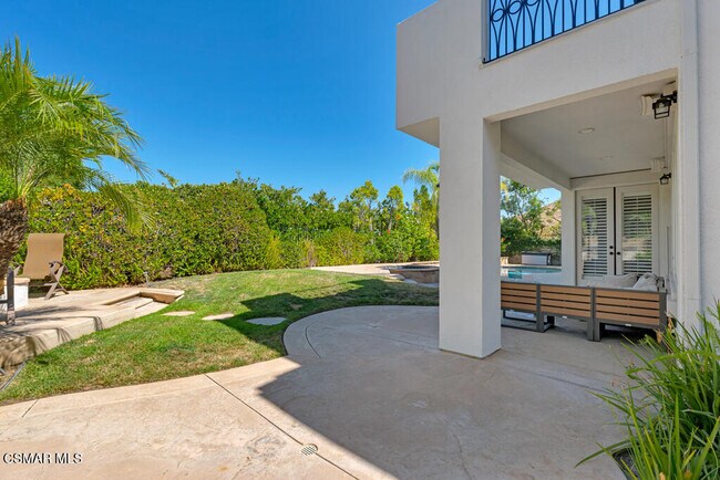 Building Photo - 3302 Woodley Ave