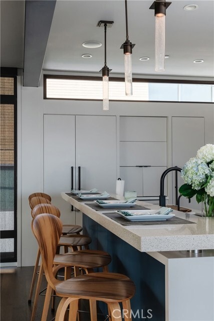 Building Photo - 105 Bayview Dr