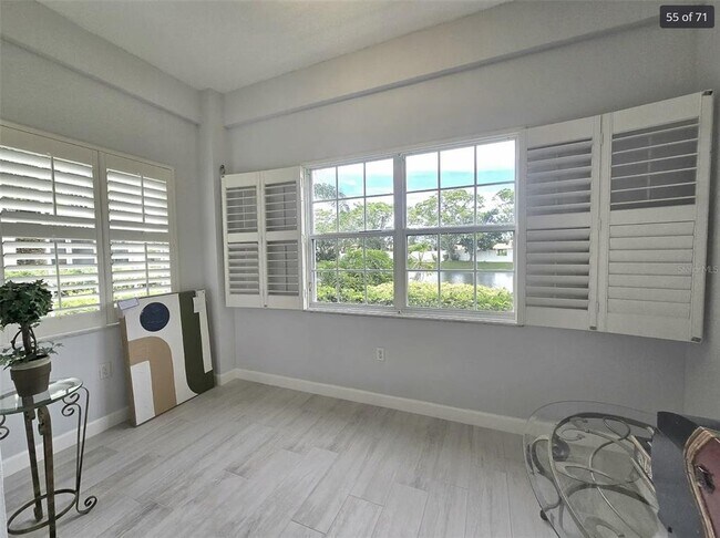 Building Photo - 3701 54th Dr W