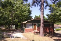 Building Photo - r4423