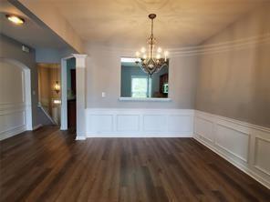 Building Photo - 306 Suwanee Ave