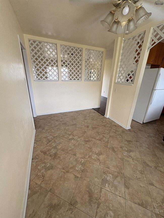 Building Photo - 209 Glasgow Dr