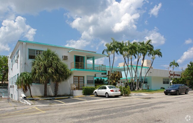 Building Photo - Sun Terrace