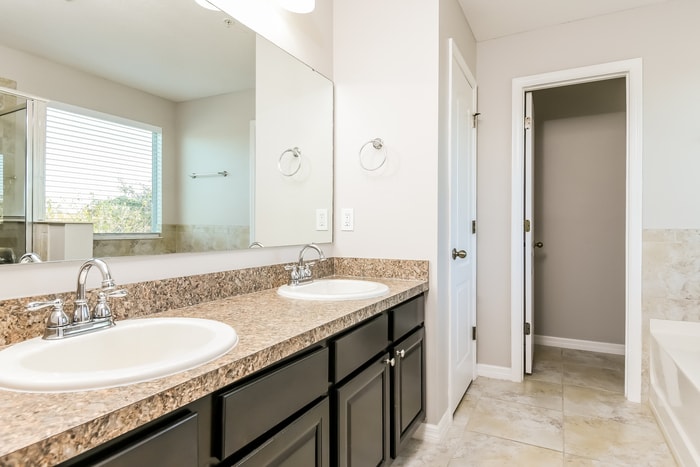 Building Photo - 226 White Dogwood Ln