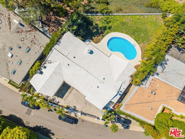 Building Photo - 1641 Tower Grove Dr