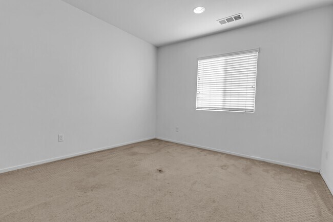 Building Photo - 4896 Stits Cir