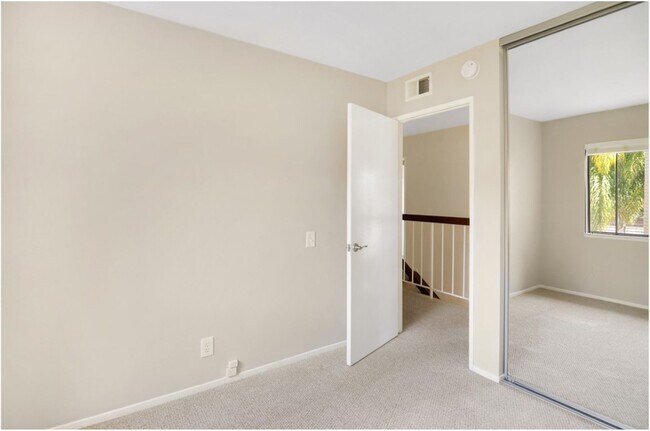 Building Photo - SPECTACULAR WOODBRIDGE HOME!!!