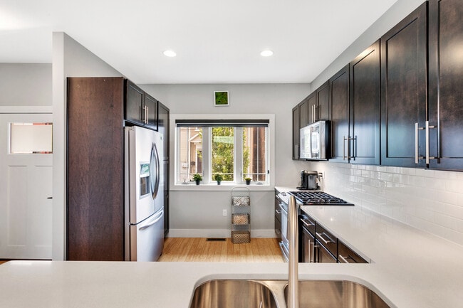 Building Photo - 3433 Ligonier St