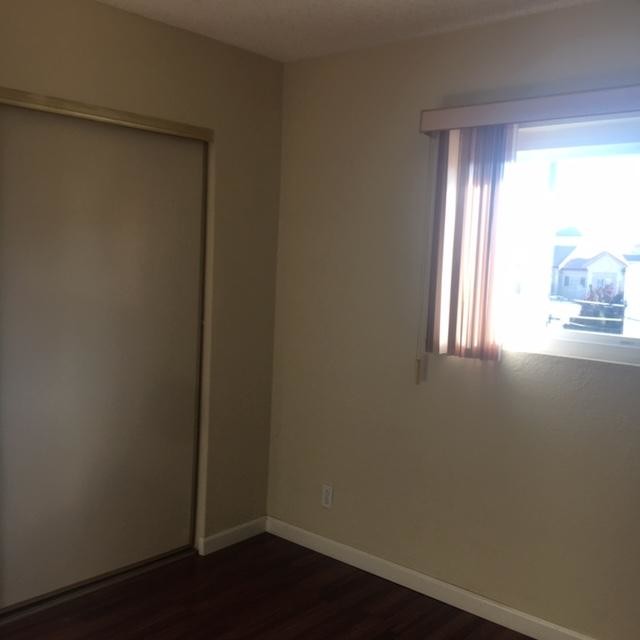 Building Photo - 468 E Verdugo Ave