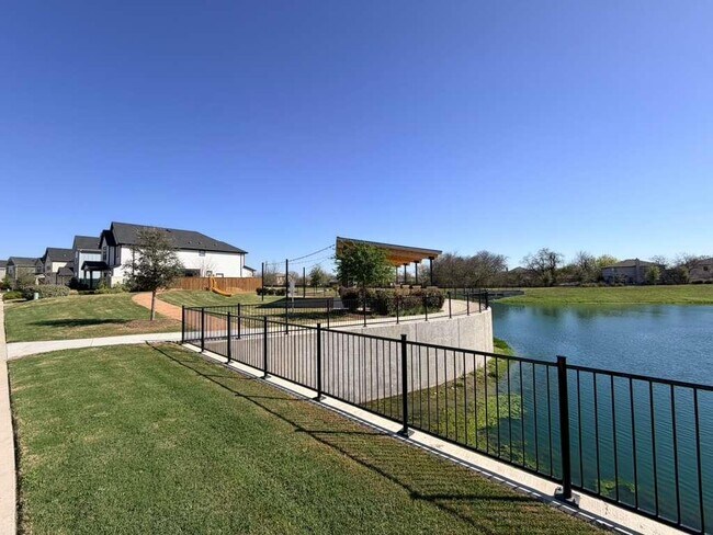 Building Photo - 2405 Wallin Bradley Dr