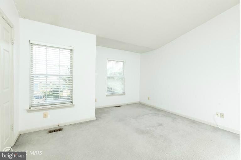 Building Photo - 2446 Golders Green Ct