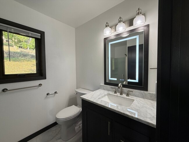 Building Photo - 24859 2nd St