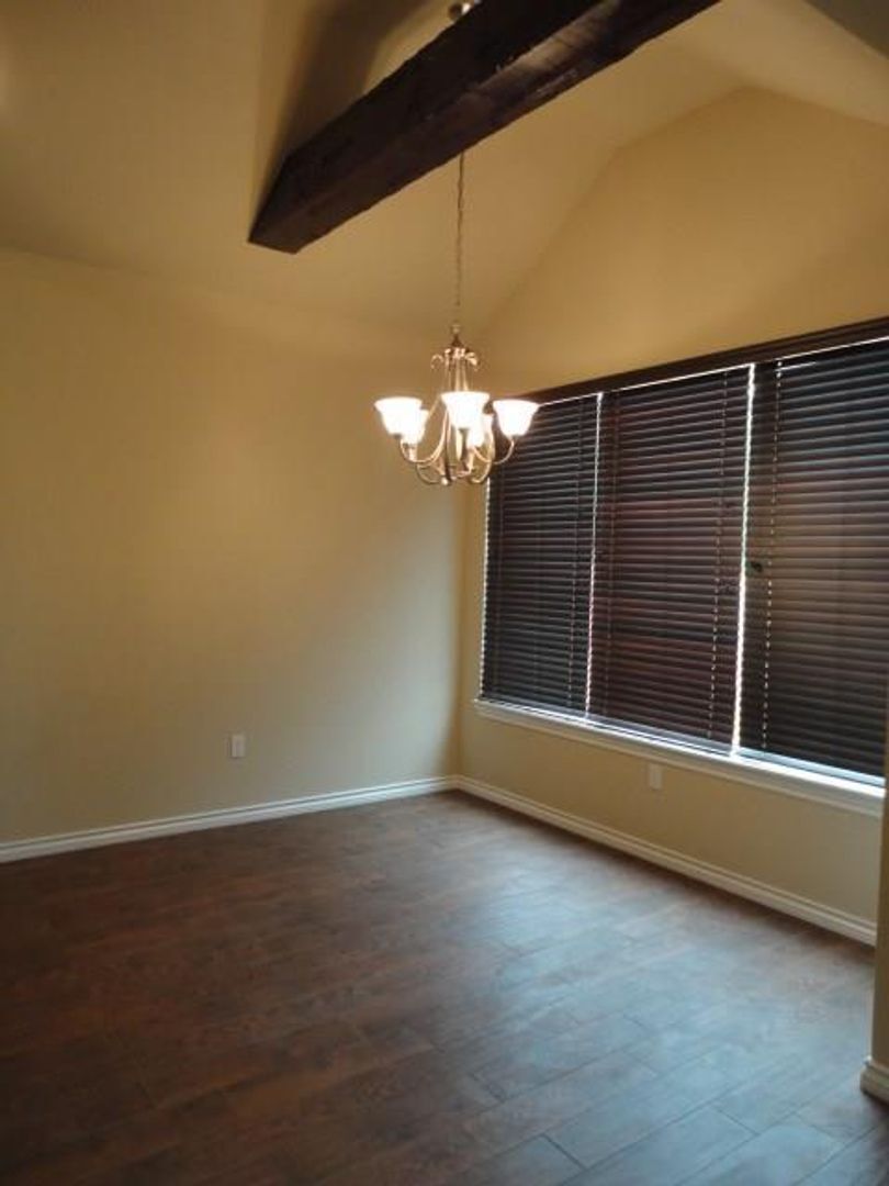 Building Photo - 309 Timber Ln