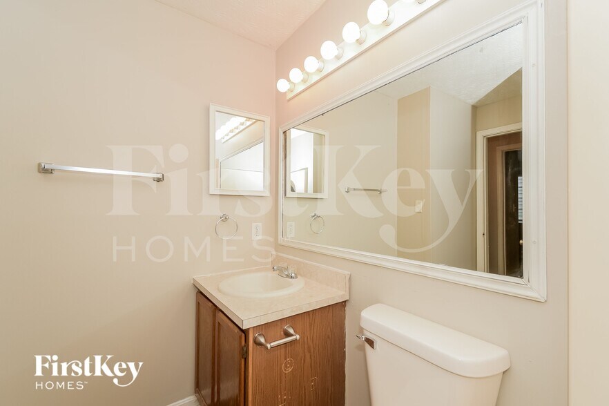 Building Photo - 11039 Wismar Dr