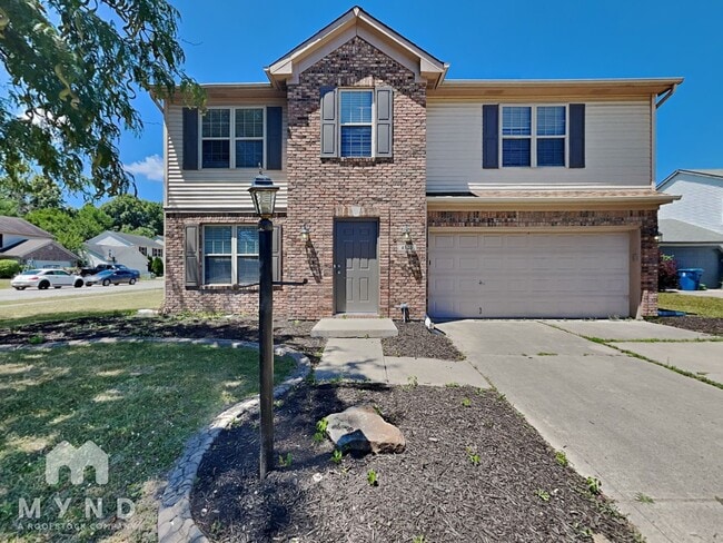 Building Photo - 4520 Woodland Ct