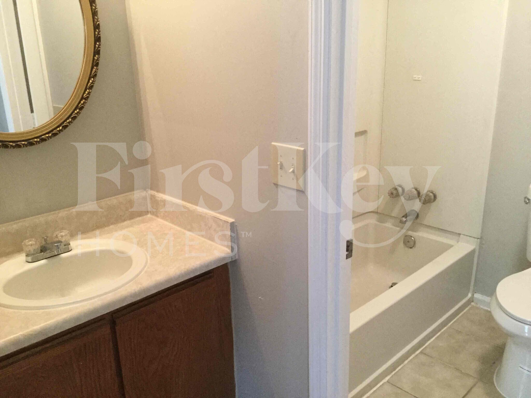 Building Photo - 5369 Biffle Ln