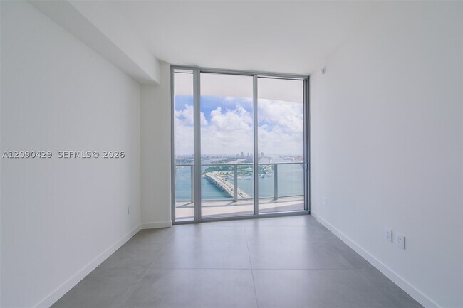 Building Photo - 1400 Biscayne Blvd