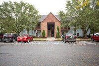 Building Photo - 115 Claire Ct