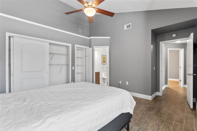 Building Photo - 660 Youngstown Pkwy