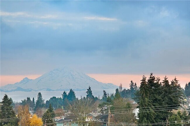 Building Photo - Modern Beacon Hill Home with Rooftop Deck & Sweeping Seattle Views