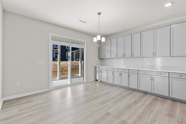 Building Photo - 2408 McKenzie Ridge Ln