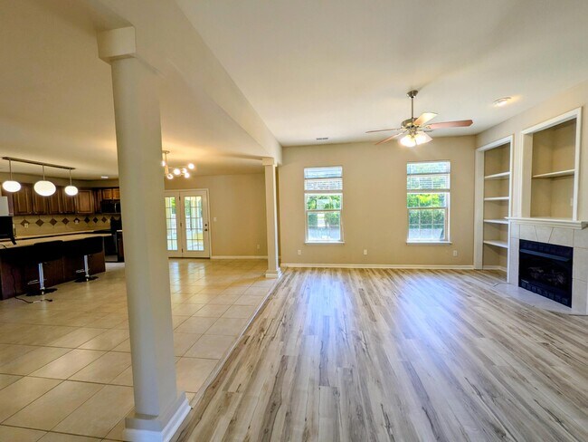 Building Photo - 2504 Feldspar Ct
