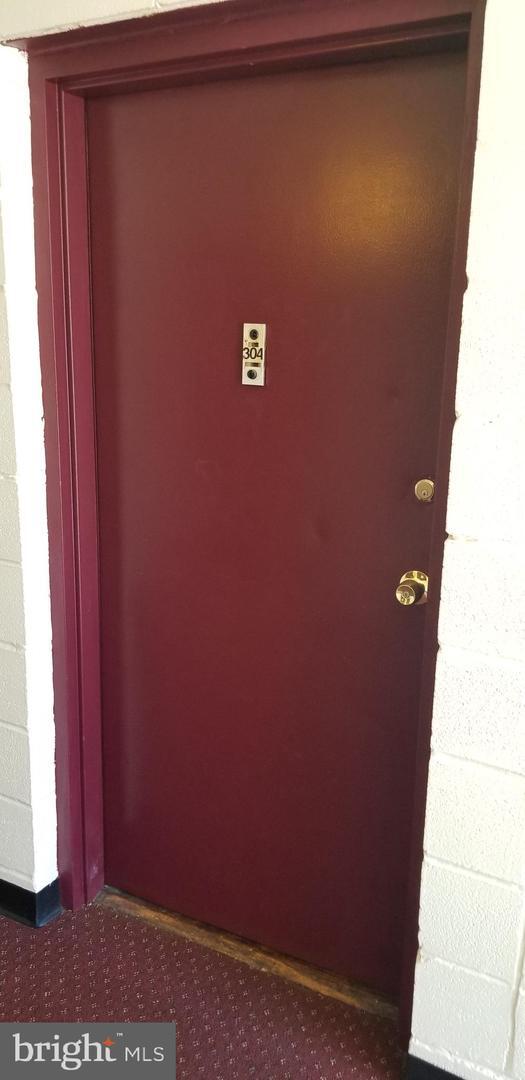 Building Photo - 5204 Newton St