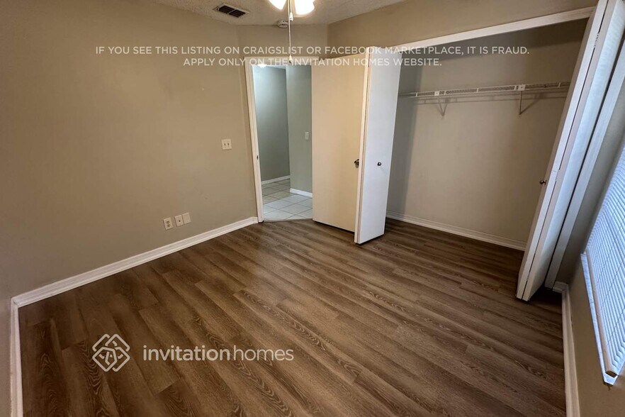 Building Photo - 4129 Yellowwood Dr