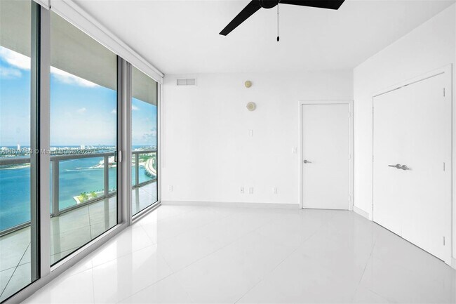 Building Photo - 888 Biscayne Blvd