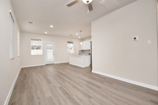 Building Photo - 8414 Rising Stream Dr