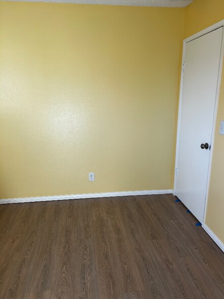 Primary Photo - 8479 Avalon Ct