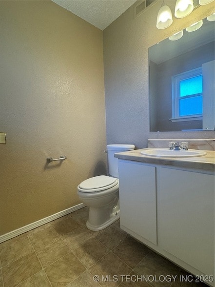 Building Photo - 13786 S Hickory St