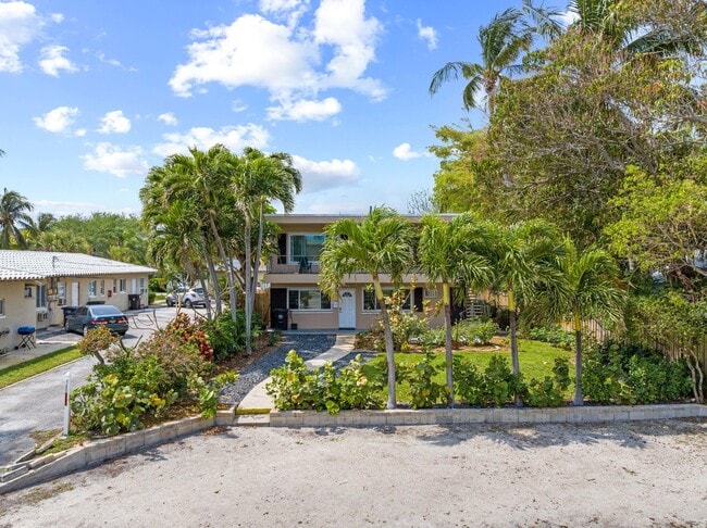 Building Photo - 5409 N Flagler Dr