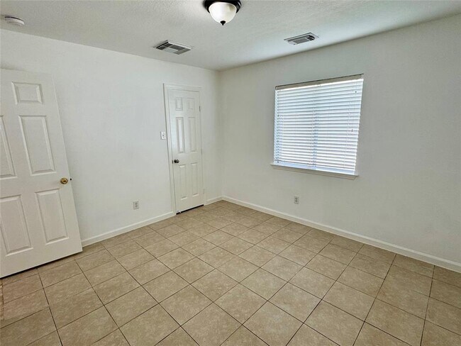 Building Photo - 21607 N Boundary Peak Way
