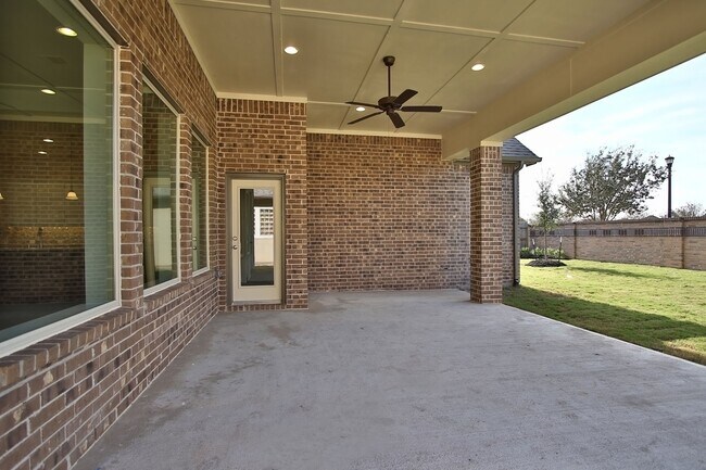 Building Photo - 27018 Cheyenne Crest Ln