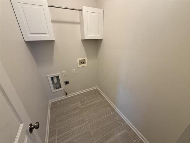 Building Photo - 1460 Vinery Ave