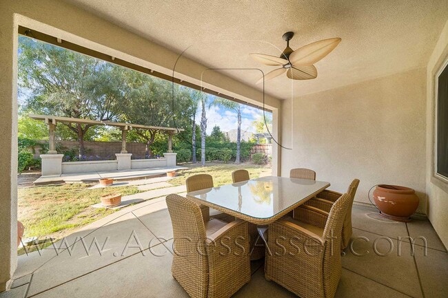 Building Photo - 29534 Dry Creek Dr