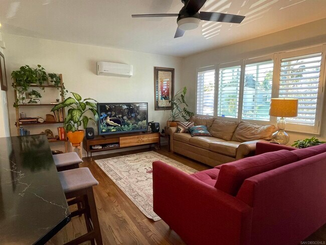 Building Photo - 2231 Susan Pl