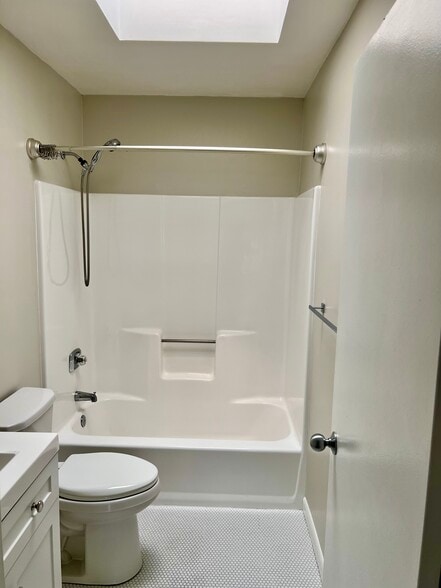 Bathroom - 215 Beach St