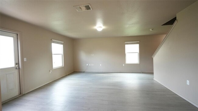 Building Photo - 5705 Knoll Pines Pass